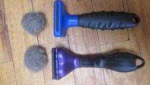 Какво е четка-фуратор и къде да си купите гребен за котки?