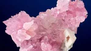 Розов кварц